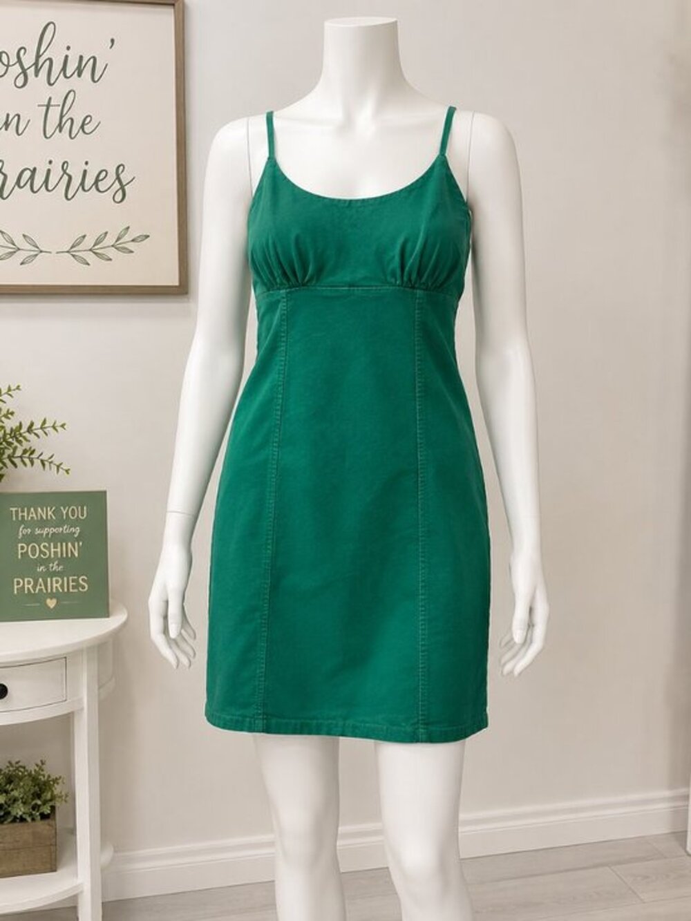 4 for $25 No Boundaries ✨ Emerald Green Spaghetti Strap Dress ✨ Corduroy - XXL